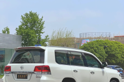 21款美规酷路泽5700现车145万配置豪华 越野王者