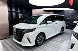 2024款埃尔法曝光！换装2.4T引擎，增加全时四驱，真霸气！
