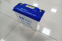 三轮车蓄电池入户充电 凌晨3点突然起火