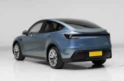 大六座来了！特斯拉Model Y L外观正式公布：预估售价40万 尾标亮了