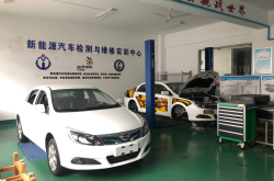 博主曝新能源汽车奇特功能：检测到司机疲劳自动播放恐怖故事