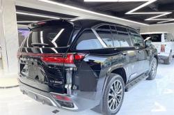 成都平行进口雷克萨斯LX墨版目前售价158万起 欢迎试乘试驾