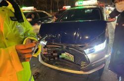 增程式电动车60km/h追尾后起火 车主怀疑车身质量问题