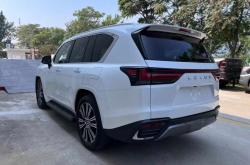2024款加规版LX570图文介绍 经销商惊喜报价