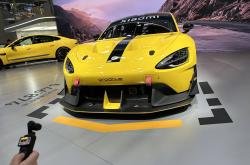 首届小米员工车展开展：F1赛车、AE86等亮相