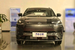 配备激光雷达/轴距2735mm 全新长安启源Q05正式开启盲订