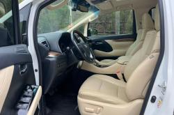 成都埃尔法亚洲版促销90万起 欢迎上门试驾