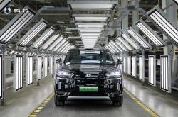 方盒子iCAR V27开启盲订 首台车量产下线 将于第一季度上市