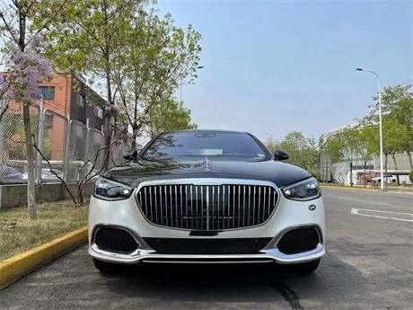 2022款迈巴赫S580黑棕加版平行进口报价 欢迎到店品鉴