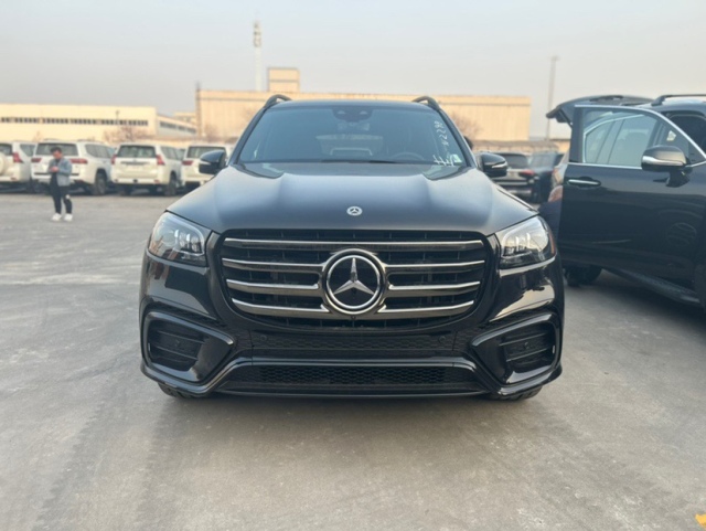 2024款奔驰GLS450 平行进口标配座椅通风 全国可上牌