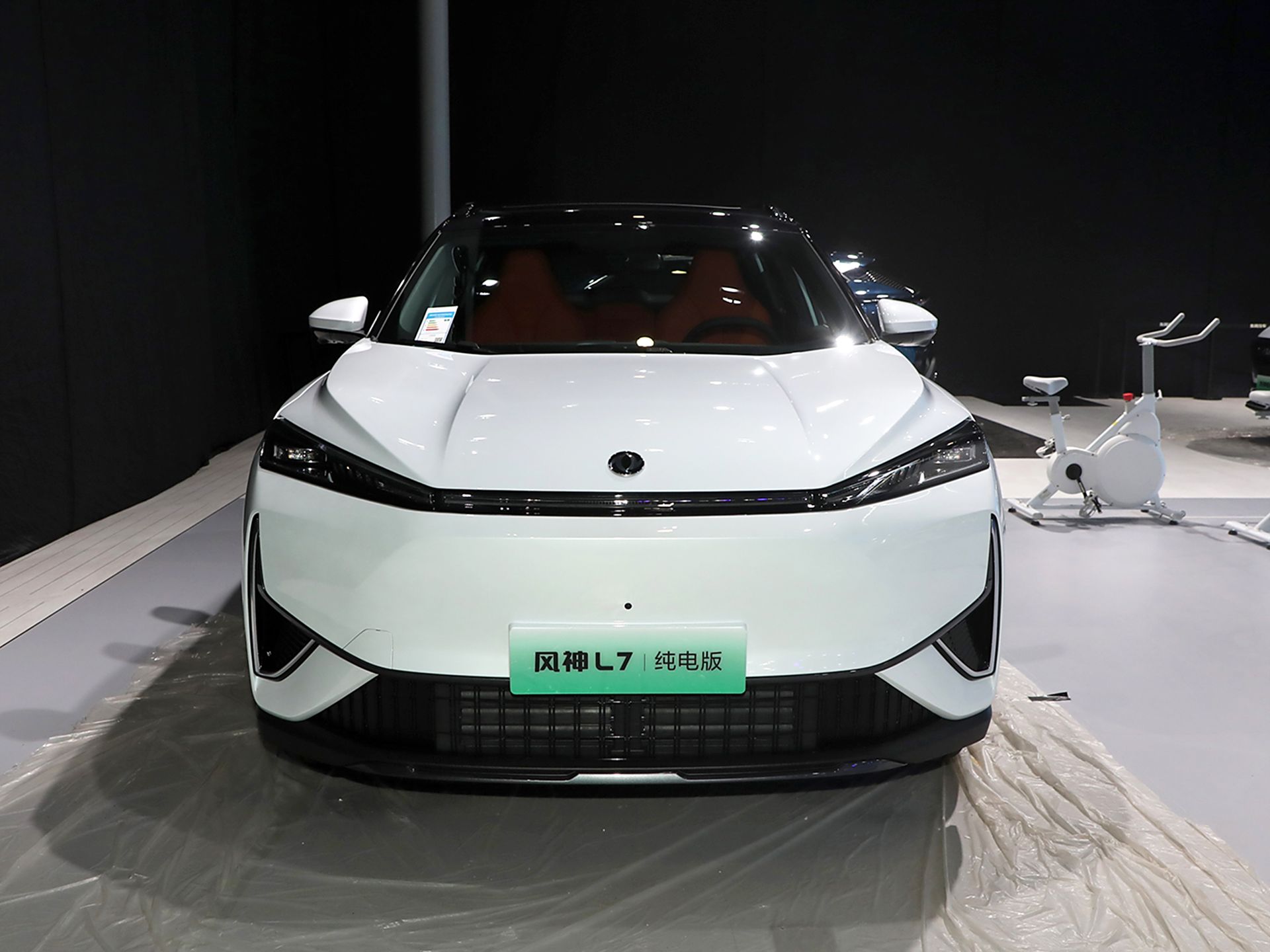 成都风神L7新能源最新报价10.99万起 暂无优惠