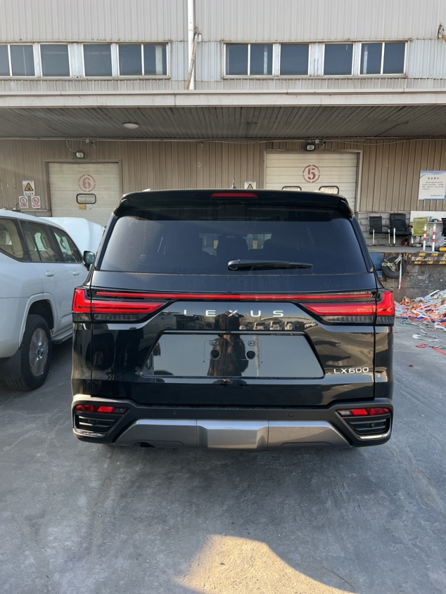 2024款雷克萨斯LX570加版国六现车体验