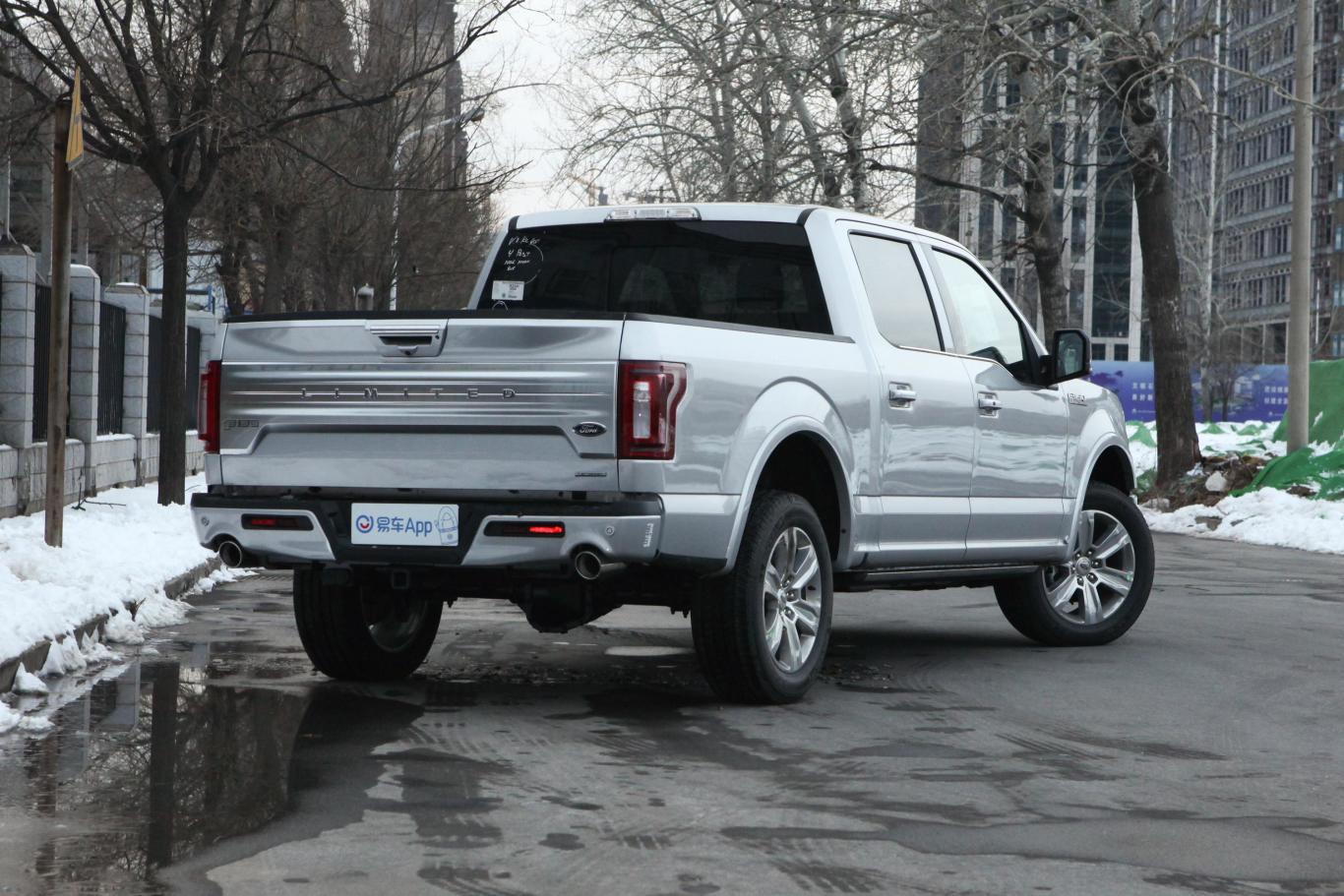 福特F-150墨版限时优惠27万 欢迎试乘试驾