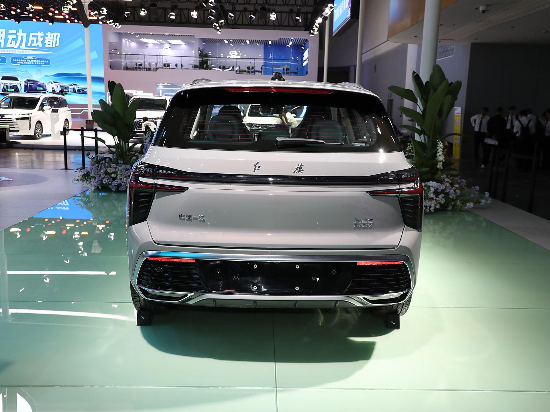成都红旗HS3 PHEV最高降2.00万 仅13.98万可入手
