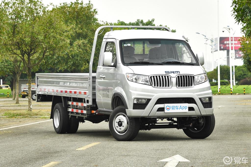 新津SRM鑫源新能源T50 EV售价18.48万起 暂无优惠