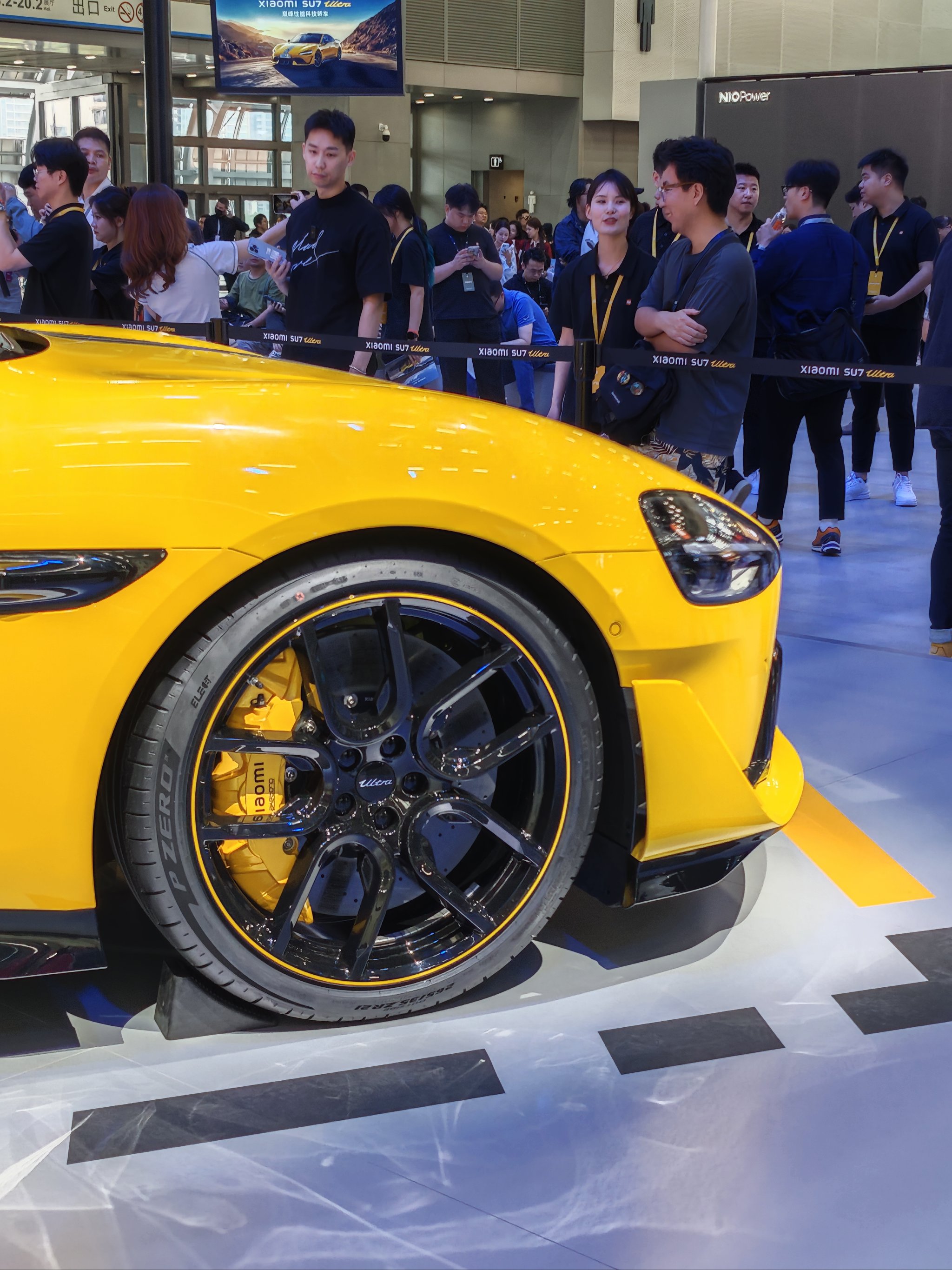 日产战神GT-R祝贺小米SU7 Ultra上市：致敬这个电的时代！