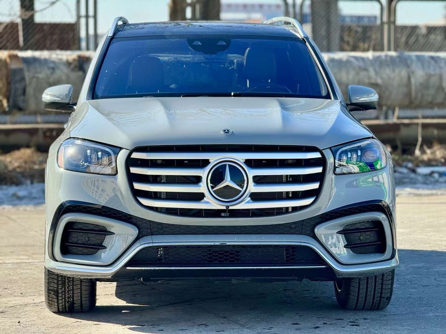 2.0L油混动力 传祺E8荣耀版今晚上市