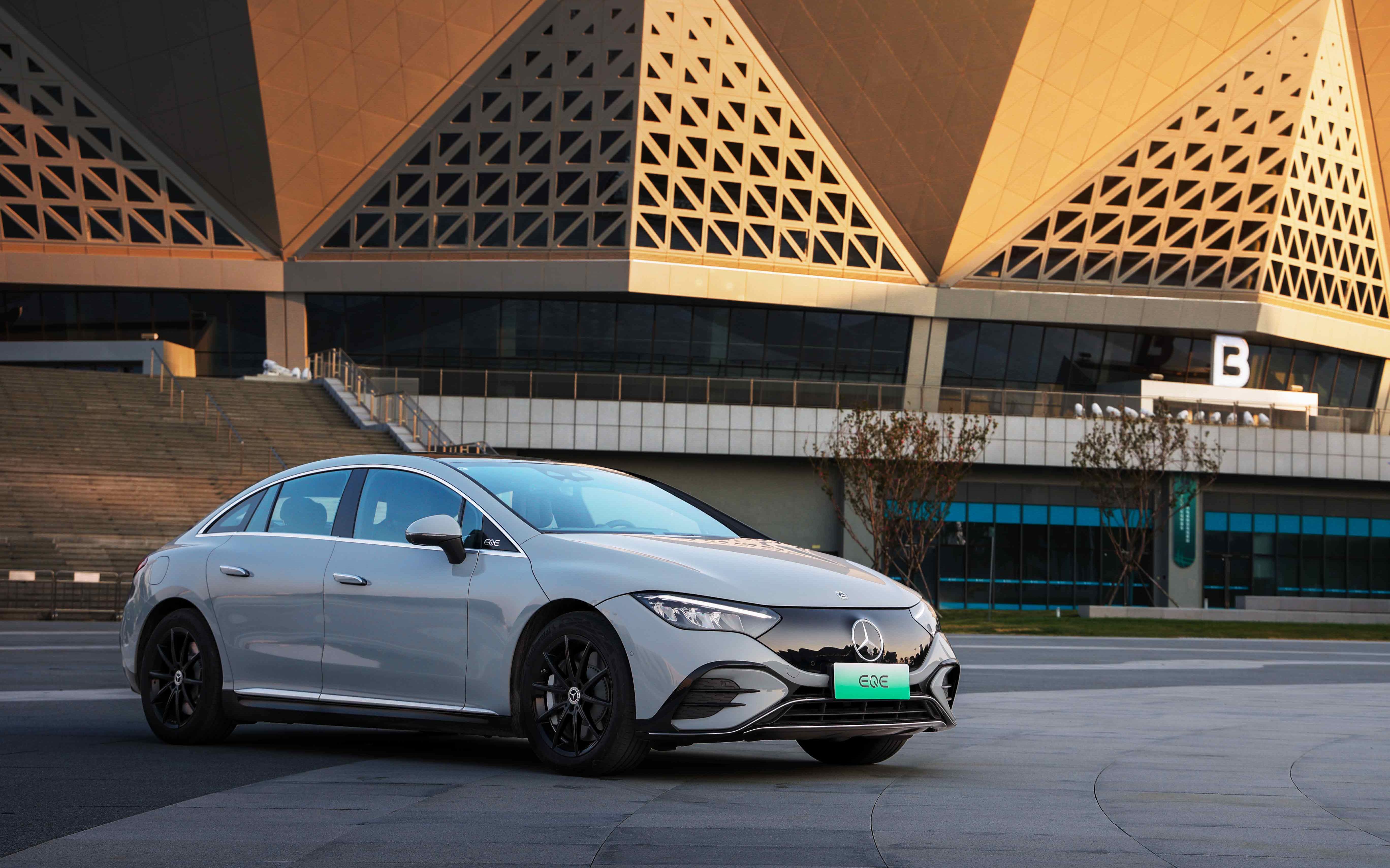 比大奔更大！享界S9延续ONEBOX设计：空间效率高达67%