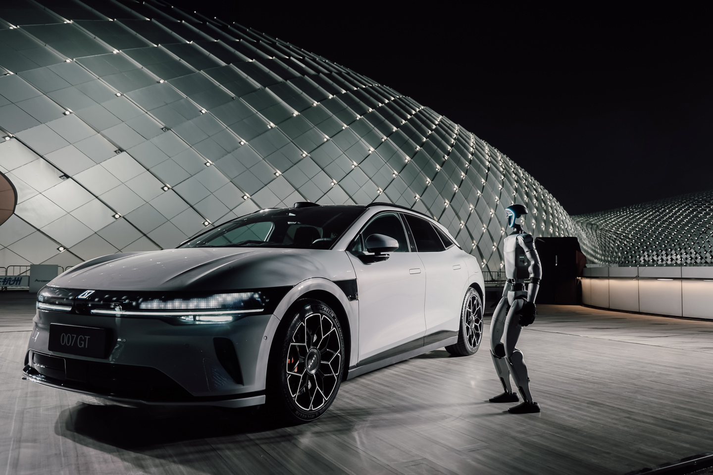 微创软件与RLE INTERNATIONAL缔结战略合作 共绘全球化发展新蓝图