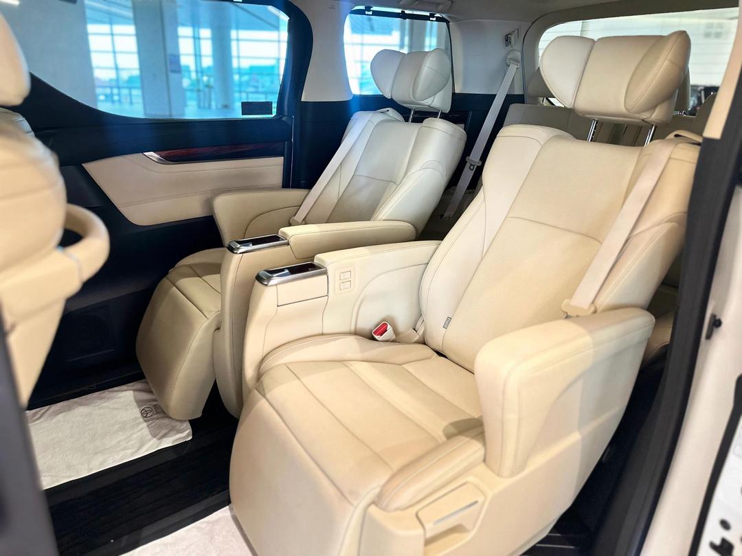 平行进口高配陆巡LC300排量4.0售价