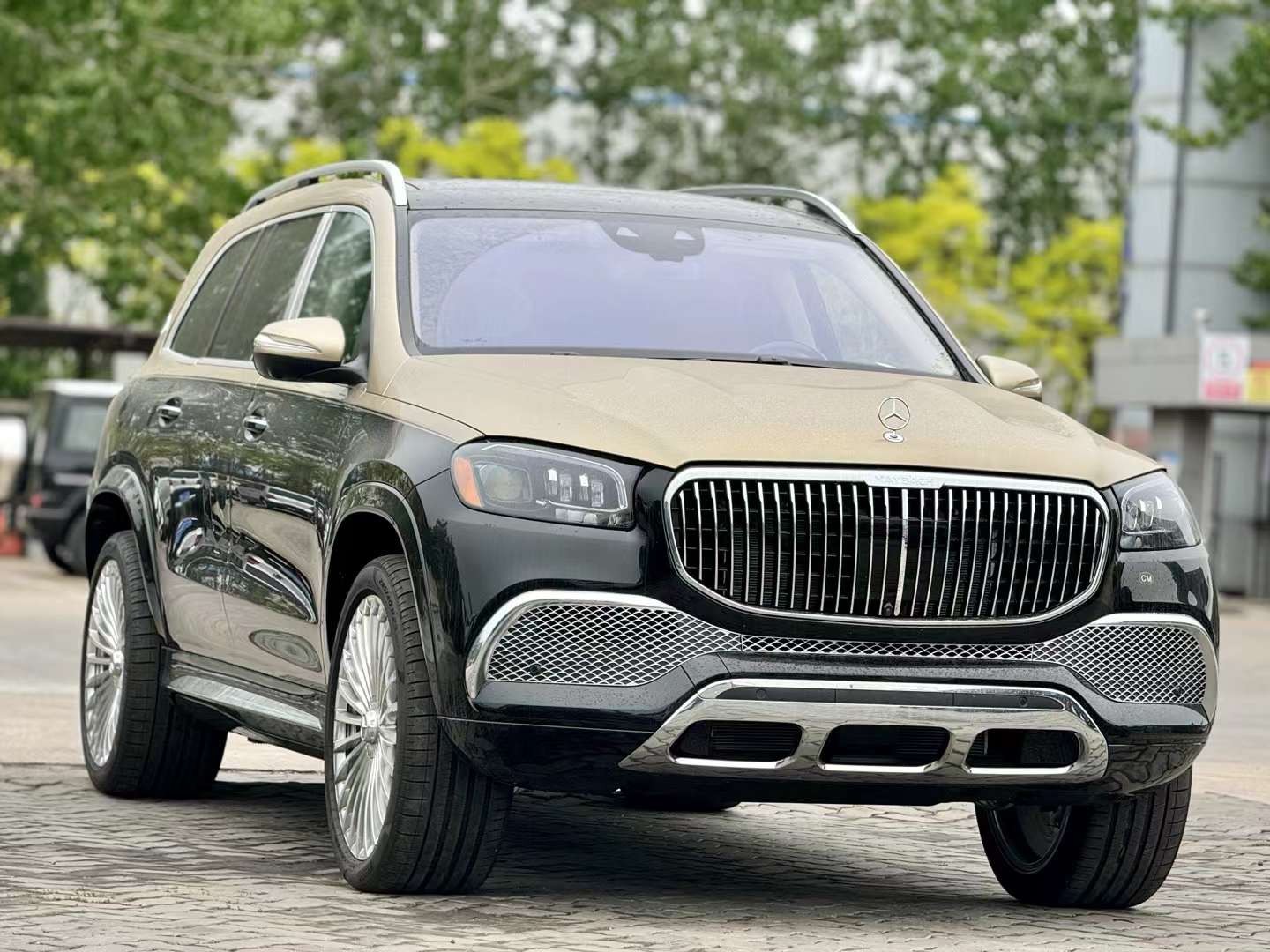 成都EMIRA价格90.28万起 暂无优惠