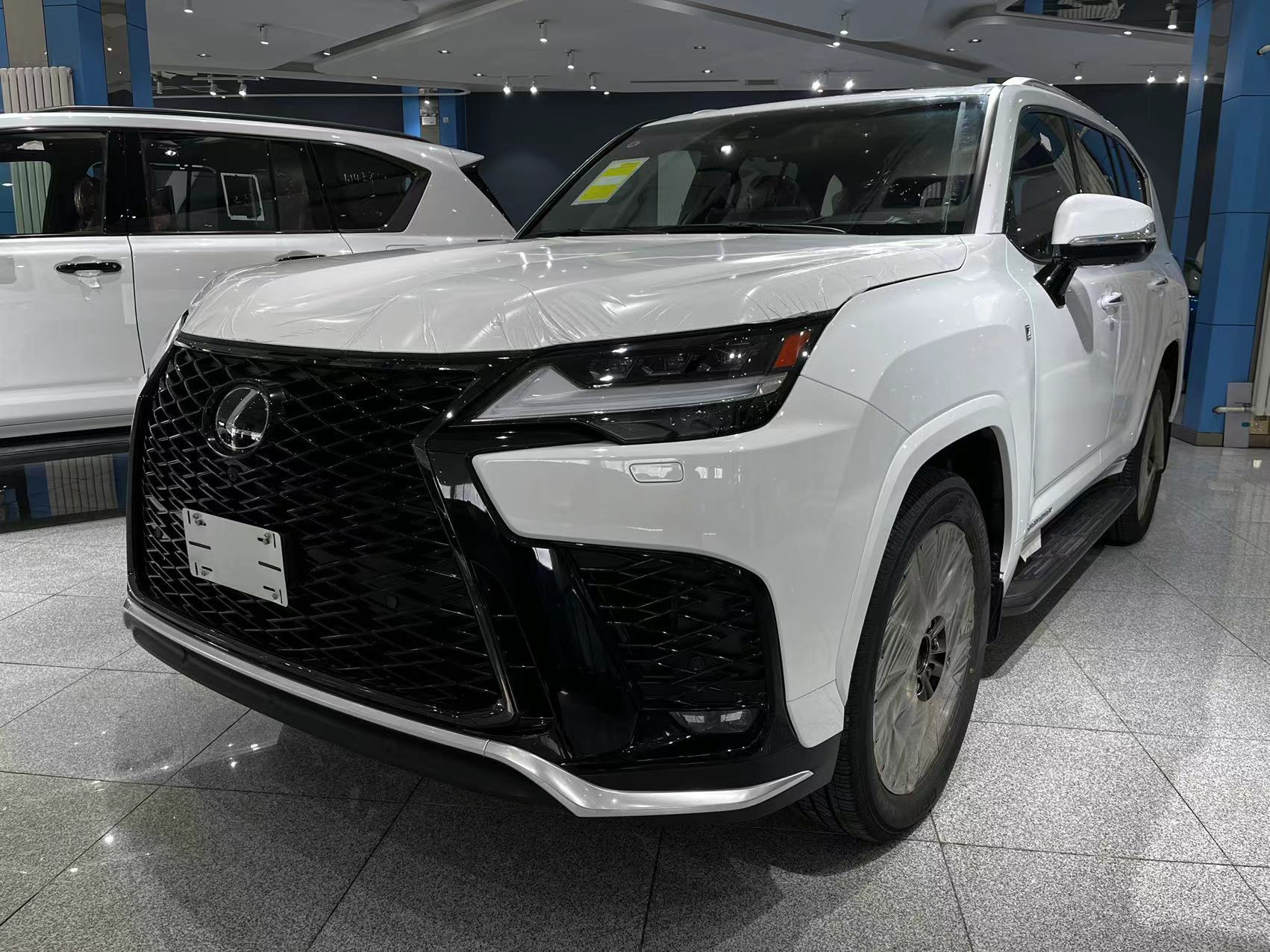 成都威尔法限时优惠 目前90万元起售