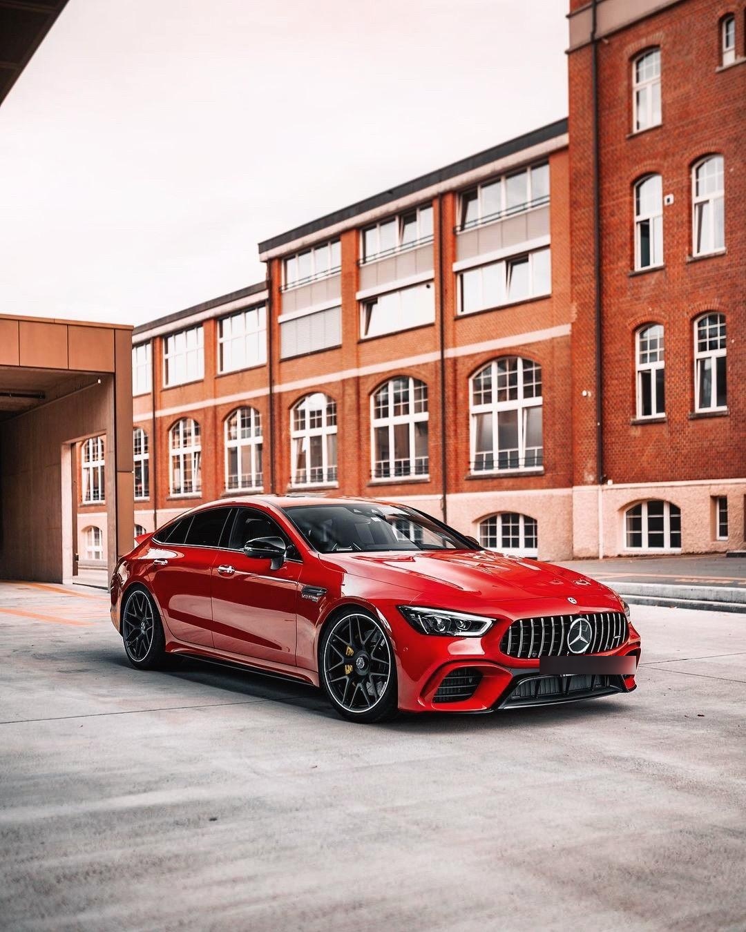 吉利星瑞/星越L挑战30%偏置碰撞、30吨货车侧翻顶压公开试验