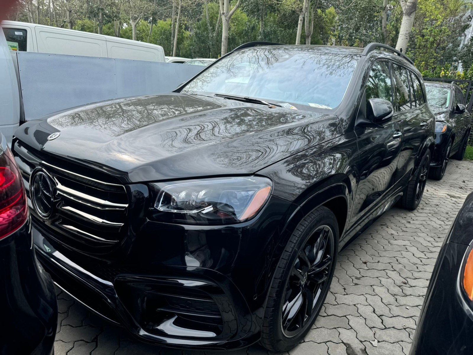 丰田(进口)世极限时优惠 目前198万元起售