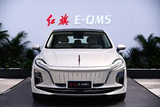 成都红旗EH7降价促销 购车优惠高达4.80万