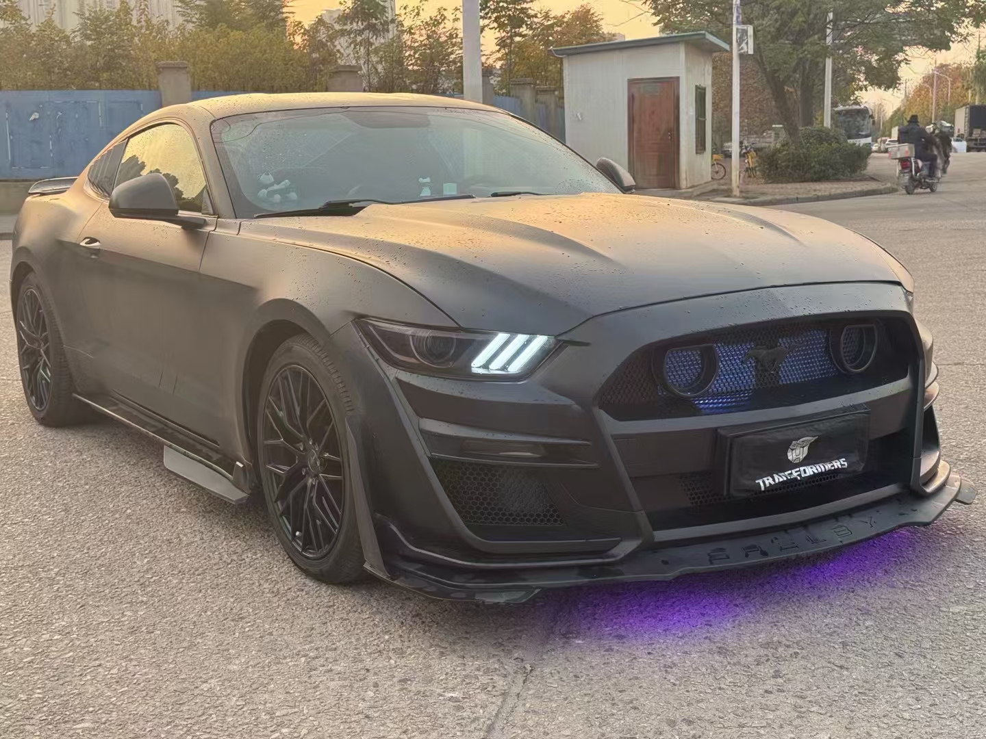 成都零跑C10售价12.88万起 暂无优惠