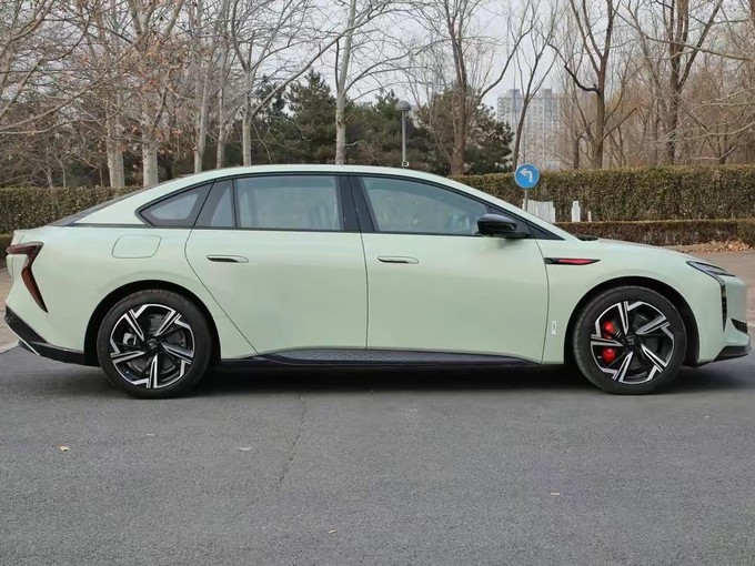 2024中汽夏测结果公布：10款车型通过最终测试 小米SU7包揽三项第一