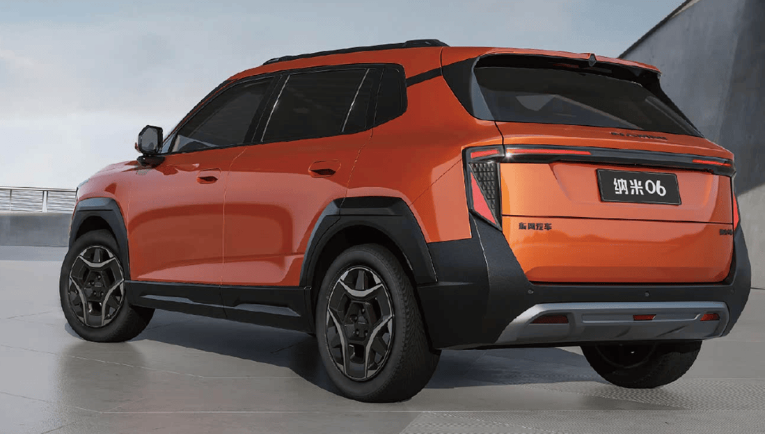 教练打骂学员称扇死你 驾校通报：解除劳动合同