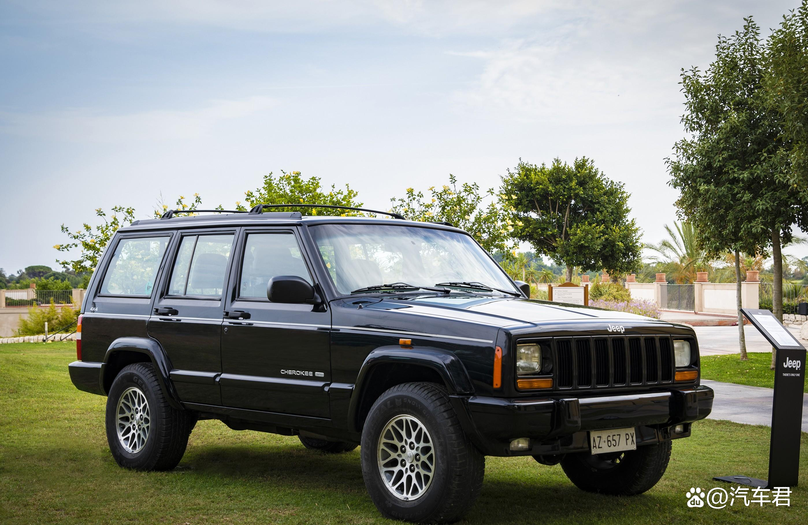 车尾曝光 搭载混动系统 全新Jeep Cherokee(自由光)无伪装谍照
