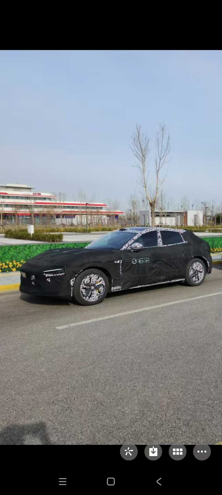 小米YU7标准版斩获SUV续航第1名：实测784km 比很多轿车都省电