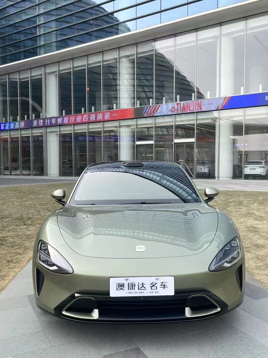 小米SU7成纯电车保值率黑马：远超两个龙头大哥