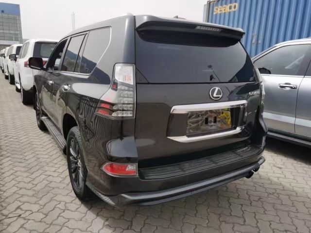 成都平行进口雷克萨斯GX460中东版最高降20万 仅98万可入手