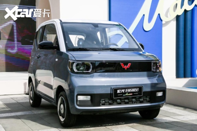 俄罗斯8月新车销量同比下降17.6%