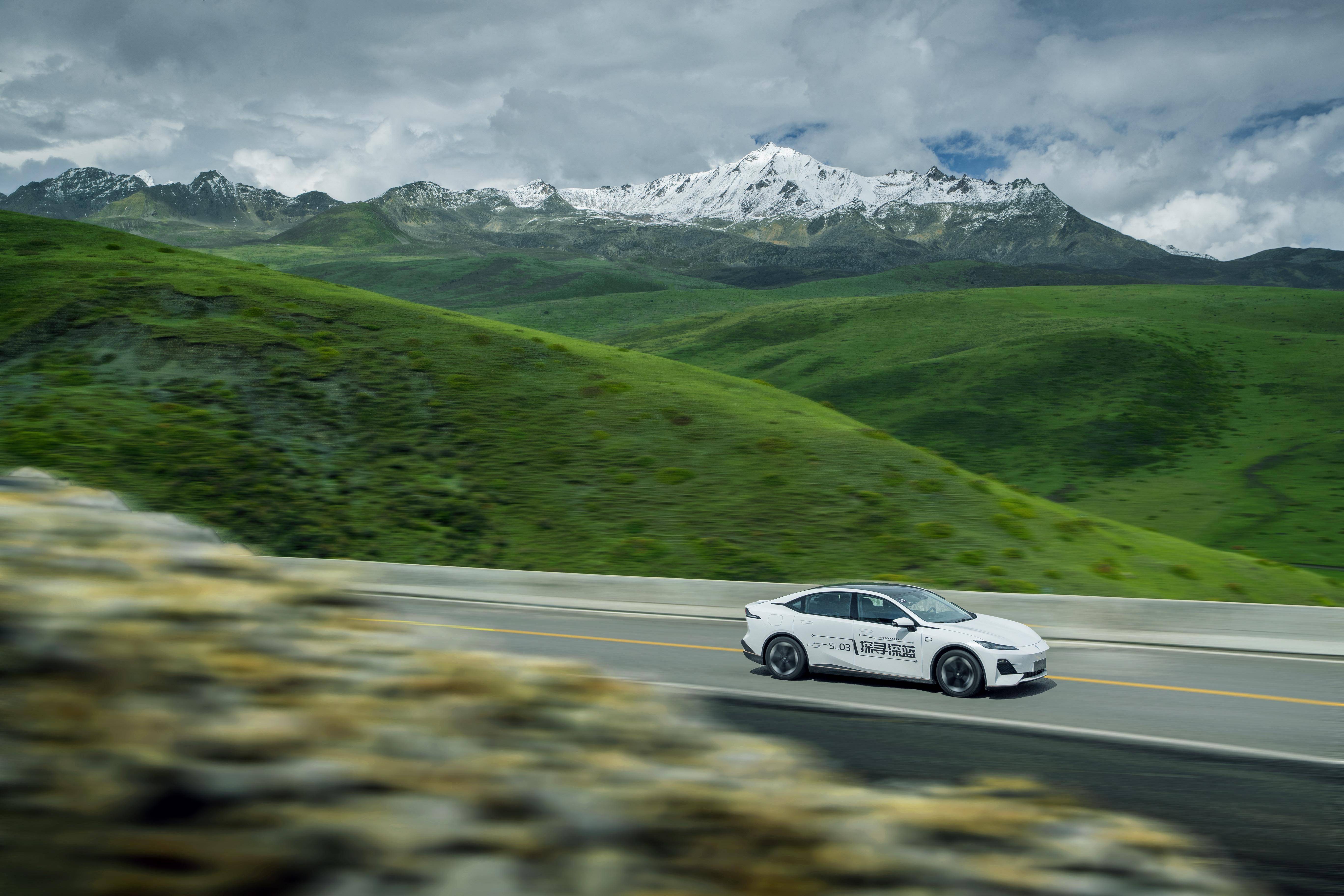 深蓝汽车与斯达半导体合资工厂投产