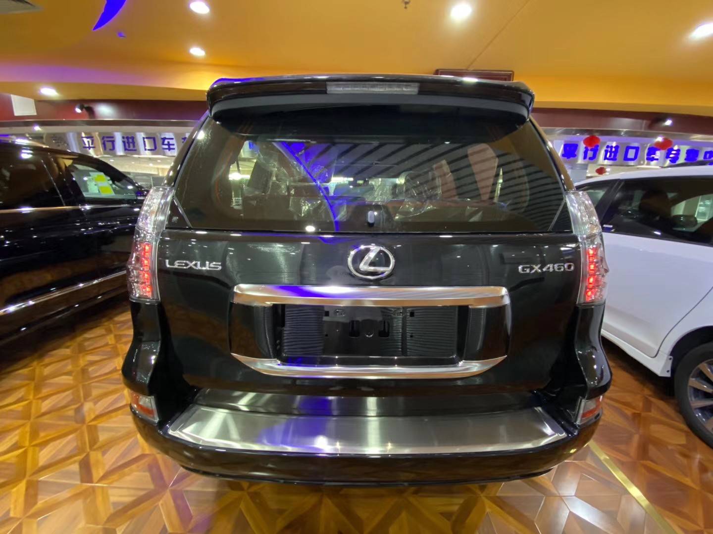 全新雷克萨斯GX460稳坐百万级越野宝座