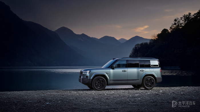 深圳成美名车中心Urus降价5.4万 欢迎到店试驾