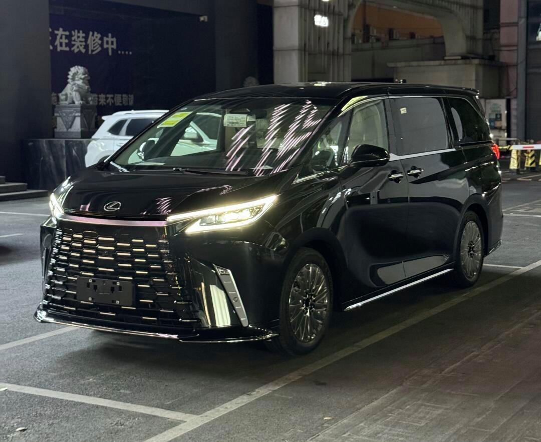 24款进口酷路泽4.0 低中高配详解