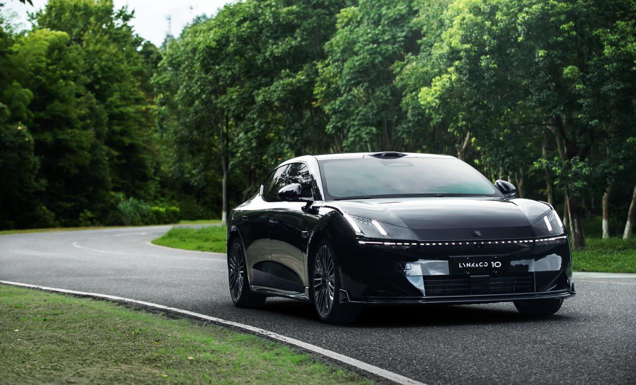 官方：价格战第一枪 埃安AION V大降价