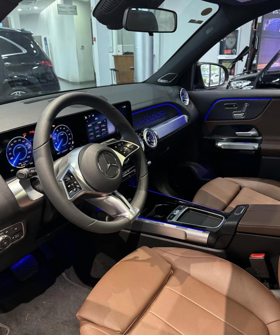 最新款迈巴赫S级美版配置动力介绍