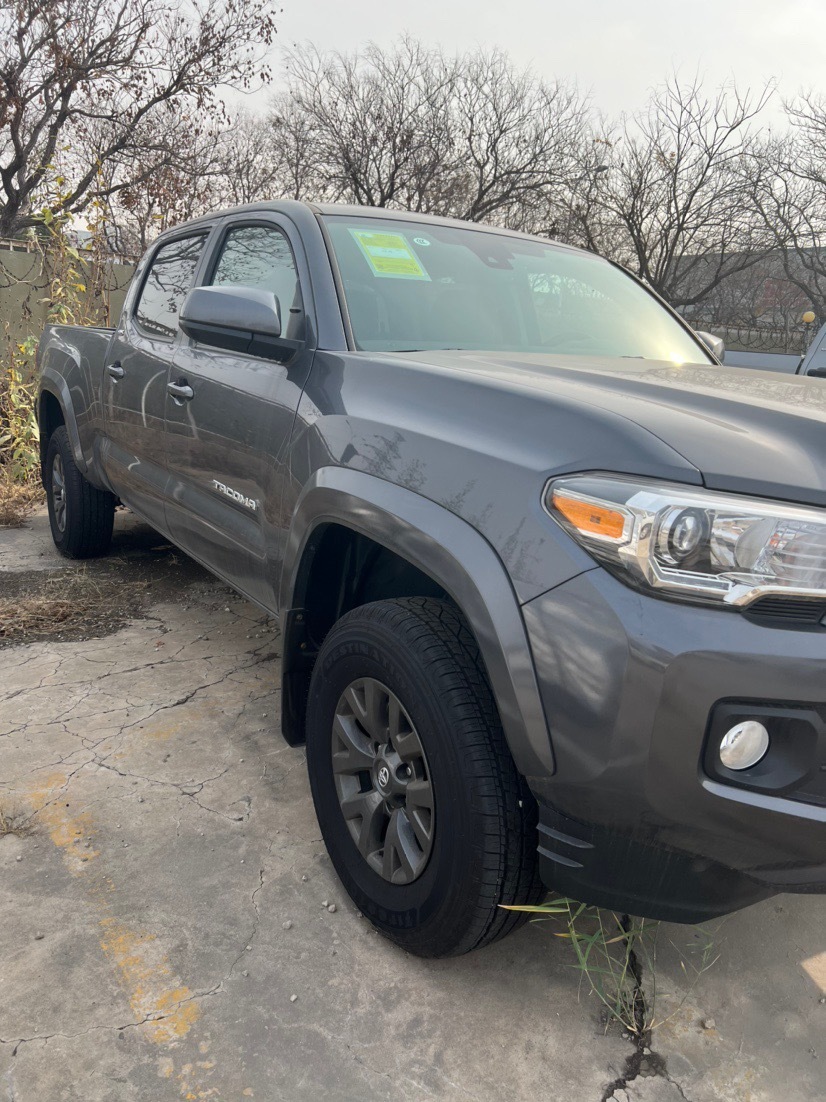 不同角度不同画面！日本JDI推出全球首款双重触控车机大屏