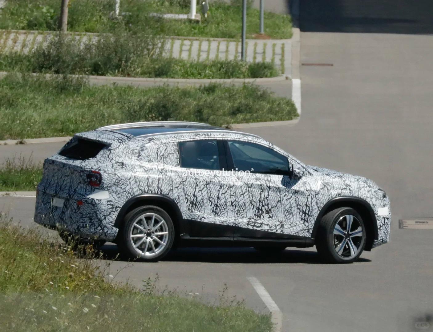 2026年推出 全新梅赛德斯-AMG GLA纯电版谍照曝光