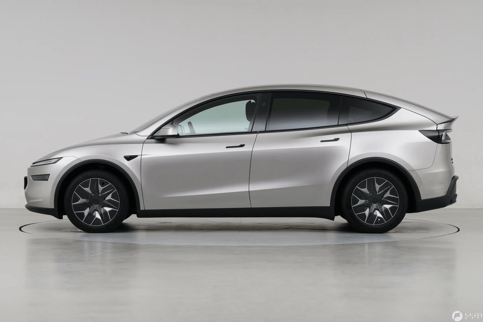 Model Y L预计交付日期推迟3个月！特斯拉：当前下单保证年底能提车
