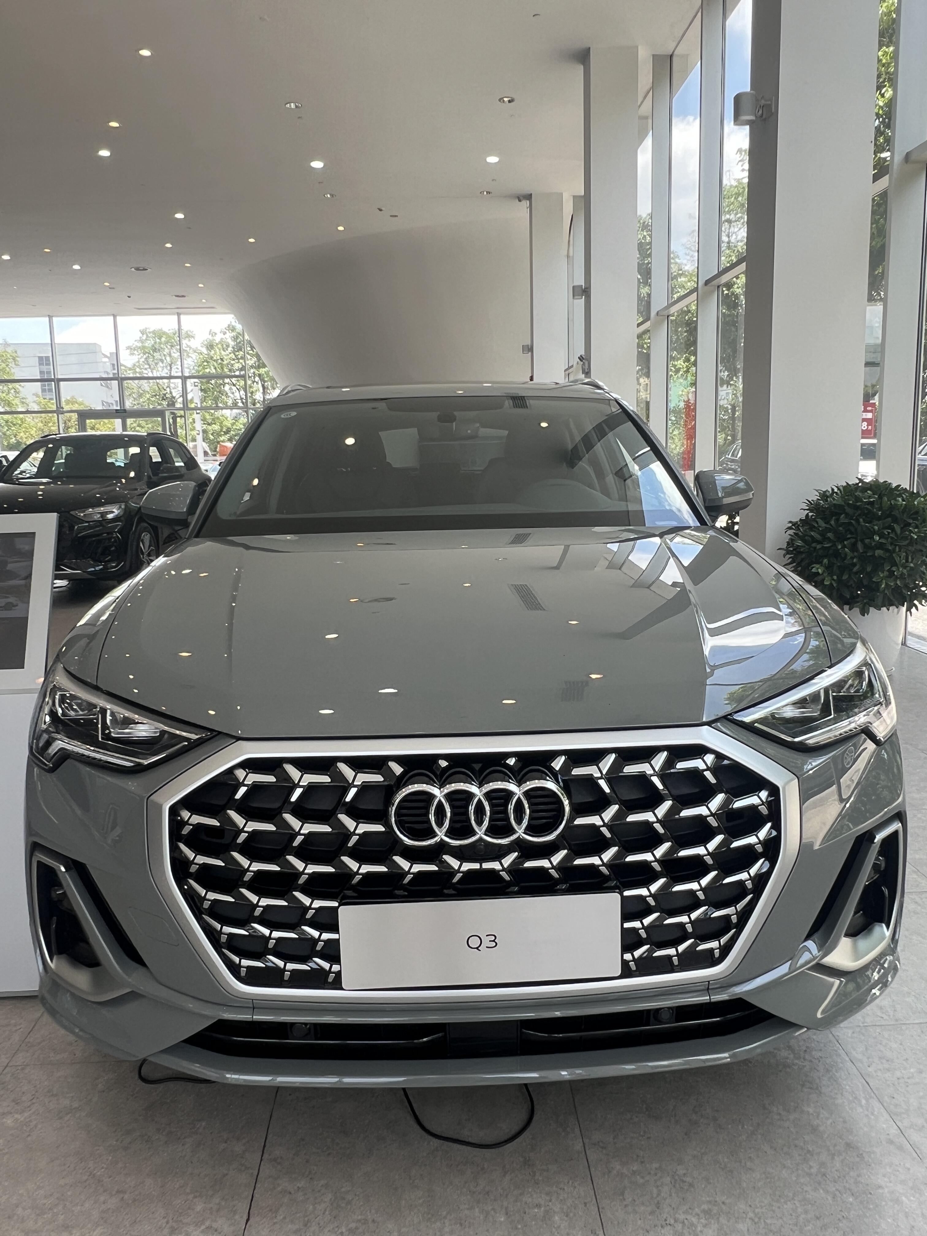 最便宜的合资MPV 新款北京现代库斯途官图：内饰年代感十足