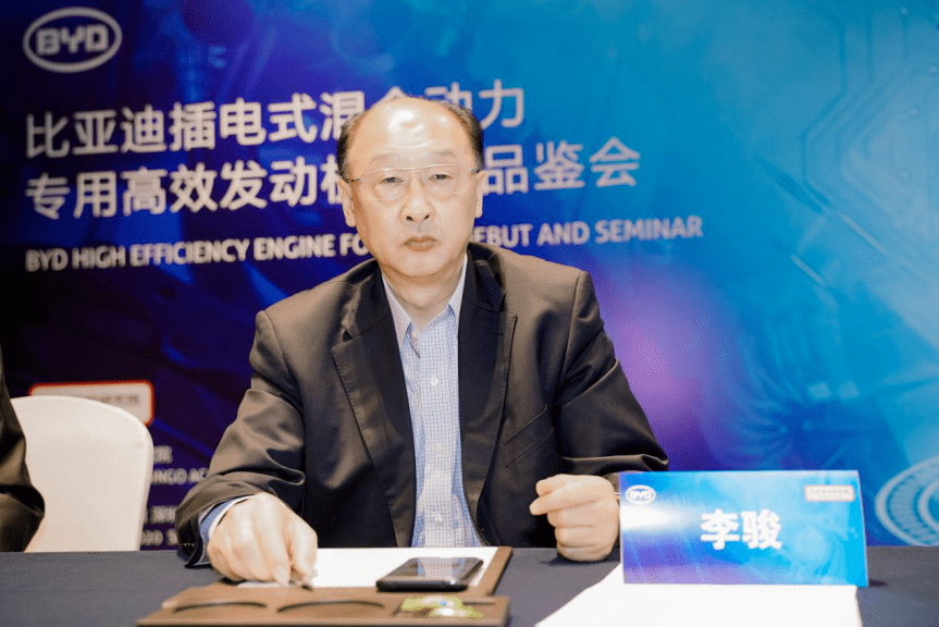 李骏院士：AI汽车时代，企业价值将从制造价值转向运营价值