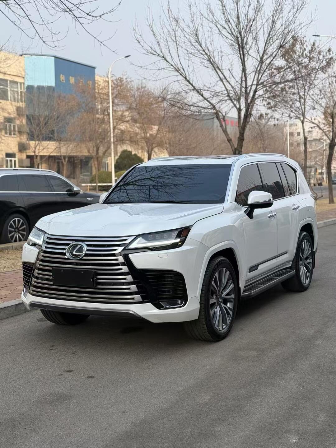 2024款雷克萨斯LX600现车优惠秒杀价