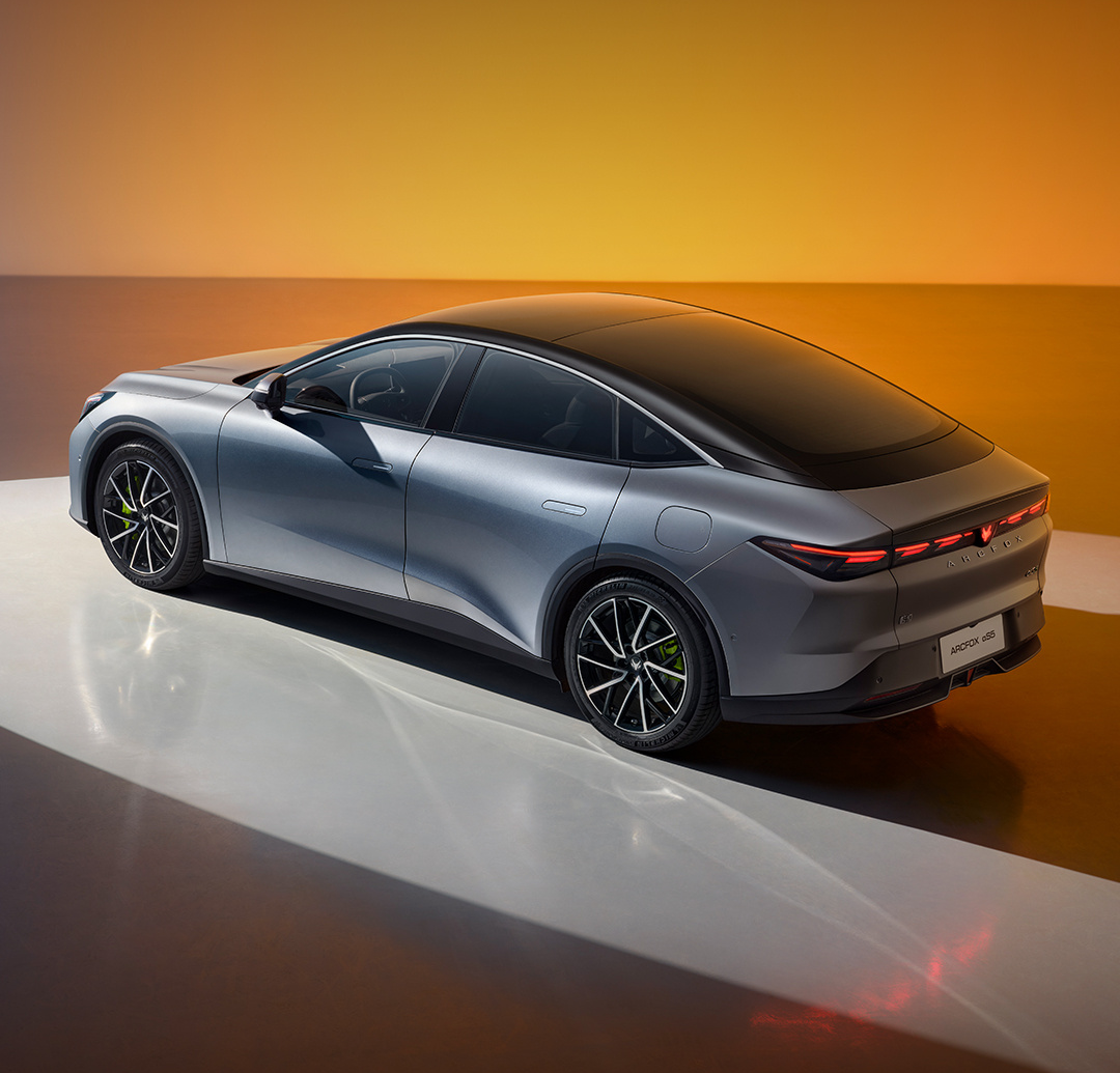 极狐阿尔法S6四驱版车型申报图 搭载华为双电机